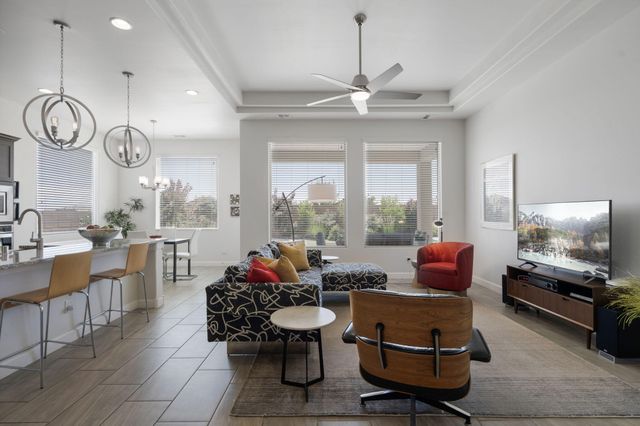 7046 Crystal Drive NE, Rio Rancho, NM 87144