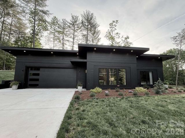 444 Starnes Circle Drive, Taylorsville, NC 28681