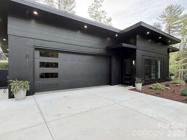 444 Starnes Circle Drive, Taylorsville, NC 28681