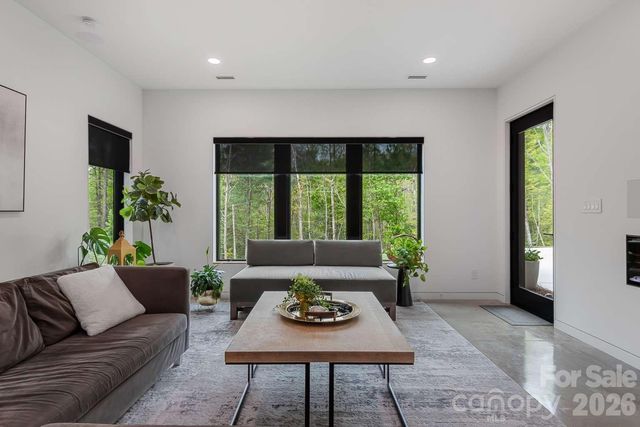 444 Starnes Circle Drive, Taylorsville, NC 28681