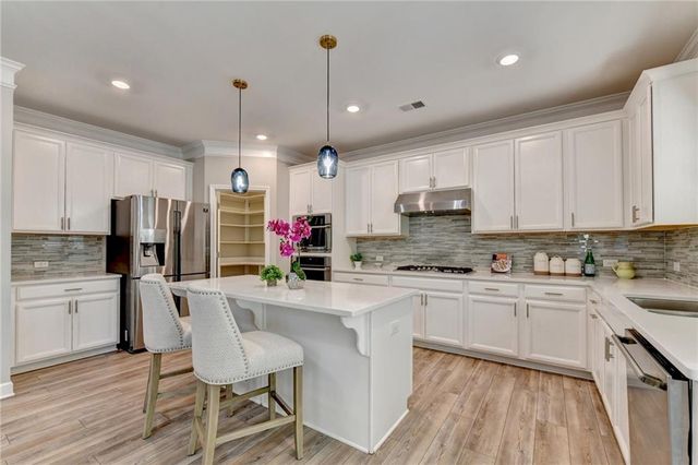 6060 Ashborough Park, Cumming, GA 30040