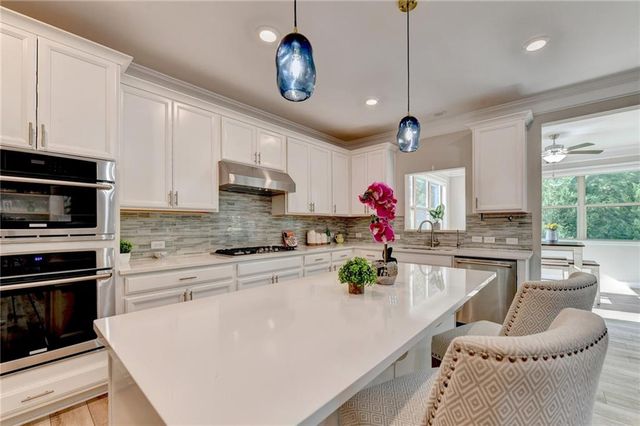 6060 Ashborough Park, Cumming, GA 30040