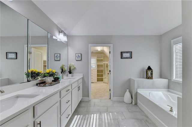 6060 Ashborough Park, Cumming, GA 30040