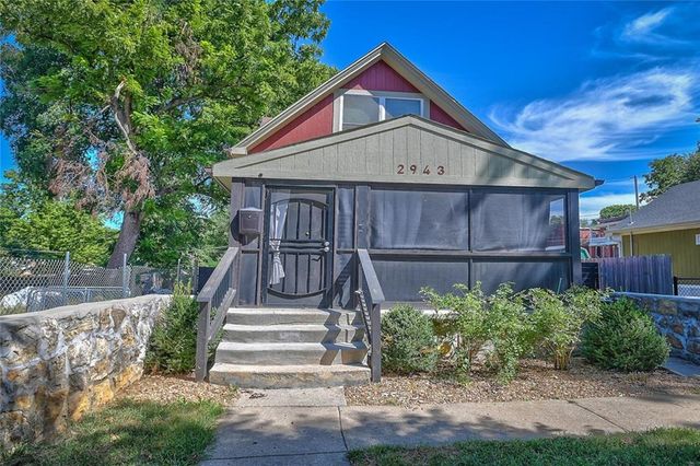 2943 Garfield Avenue, Kansas City, MO 64109