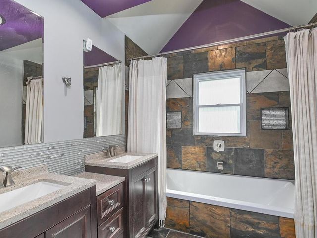 2943 Garfield Avenue, Kansas City, MO 64109