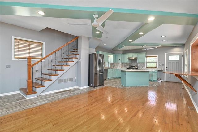 2943 Garfield Avenue, Kansas City, MO 64109