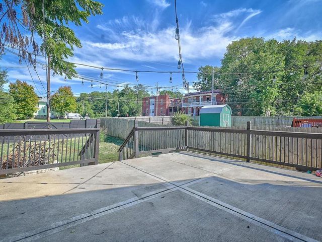 2943 Garfield Avenue, Kansas City, MO 64109