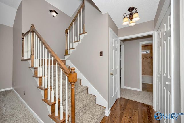 2425 Gaboury Lane NE, Huntsville, AL 35811