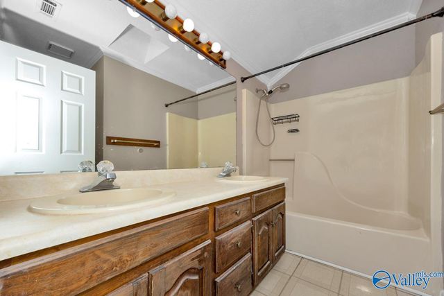 2425 Gaboury Lane NE, Huntsville, AL 35811