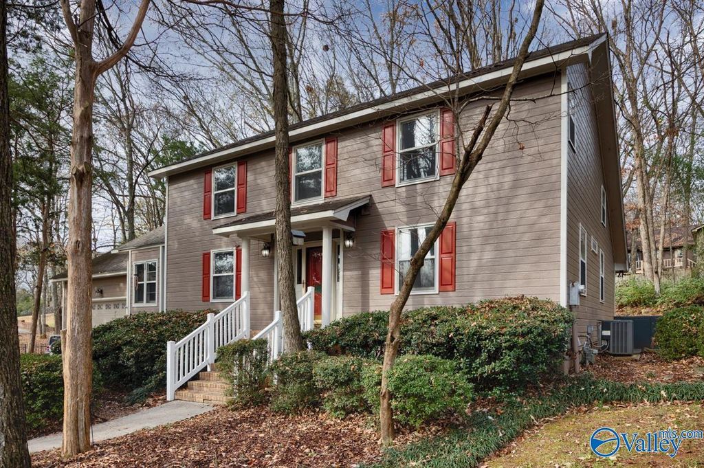 2425 Gaboury Lane NE, Huntsville, AL 35811