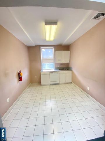 7400 Bergenline Avenue, North Bergen, NJ 07047