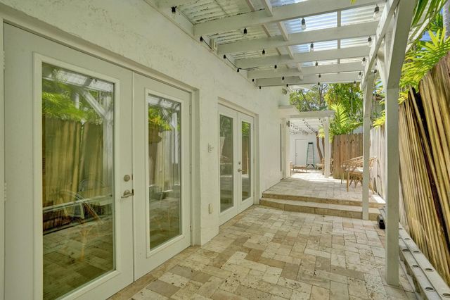 1524 SE 1st Street, Fort Lauderdale, FL 33301