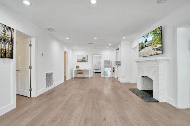 1524 SE 1st Street, Fort Lauderdale, FL 33301