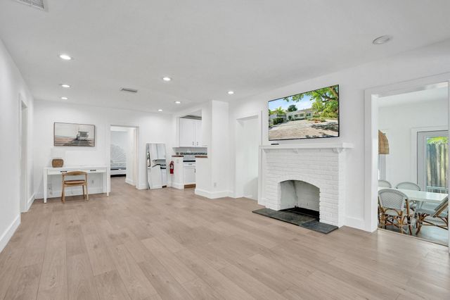 1524 SE 1st Street, Fort Lauderdale, FL 33301