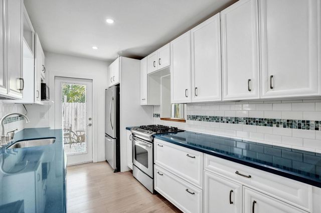 1524 SE 1st Street, Fort Lauderdale, FL 33301