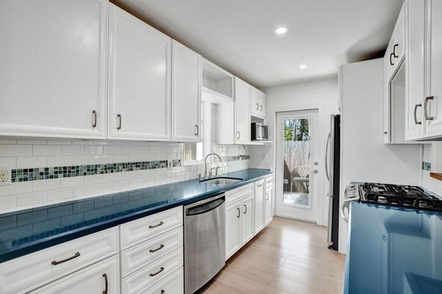 1524 SE 1st Street, Fort Lauderdale, FL 33301