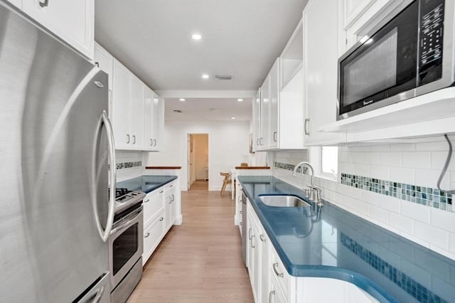 1524 SE 1st Street, Fort Lauderdale, FL 33301