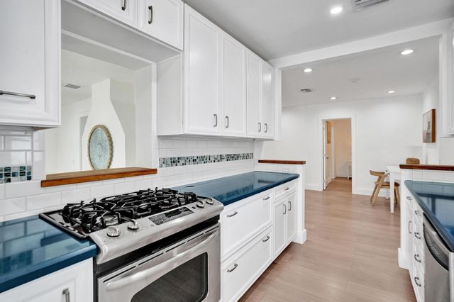 1524 SE 1st Street, Fort Lauderdale, FL 33301