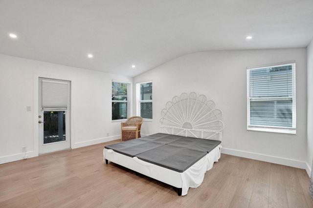 1524 SE 1st Street, Fort Lauderdale, FL 33301