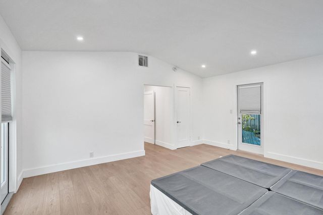 1524 SE 1st Street, Fort Lauderdale, FL 33301