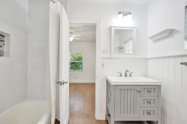 1524 SE 1st Street, Fort Lauderdale, FL 33301