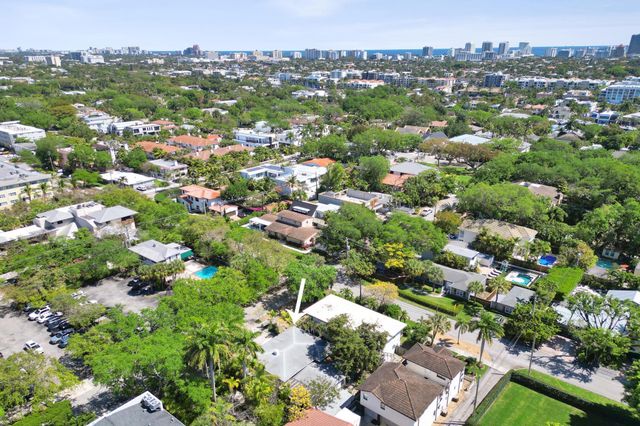 1524 SE 1st Street, Fort Lauderdale, FL 33301