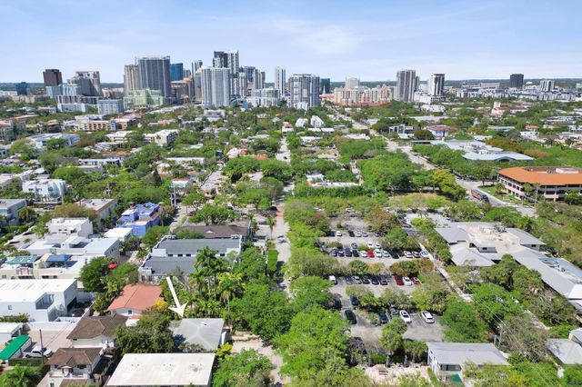 1524 SE 1st Street, Fort Lauderdale, FL 33301