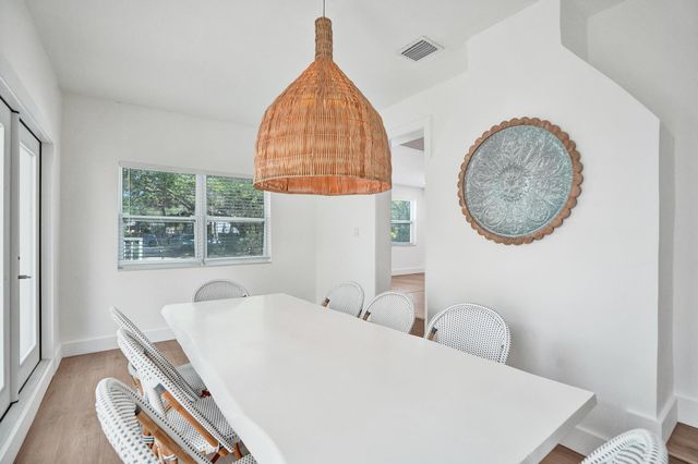 1524 SE 1st Street, Fort Lauderdale, FL 33301