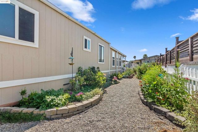3605 Hawthorne Dr, Bethel Island, CA 94511