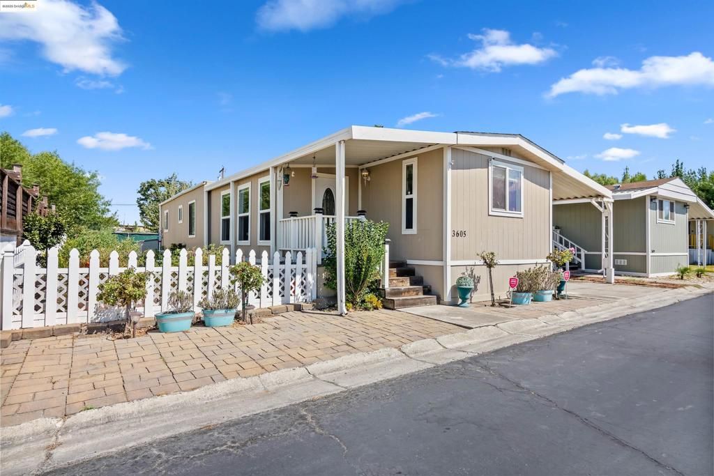 3605 Hawthorne Dr, Bethel Island, CA 94511