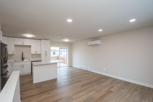 1824 56th Avenue S, Fargo, ND 58104