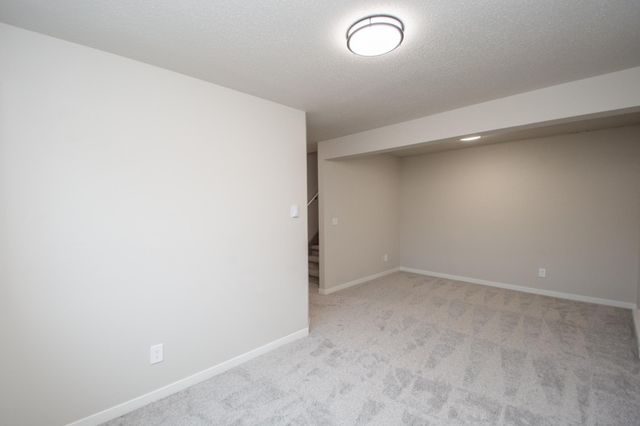 1824 56th Avenue S, Fargo, ND 58104