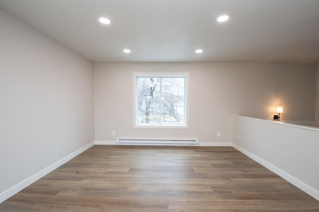 1824 56th Avenue S, Fargo, ND 58104