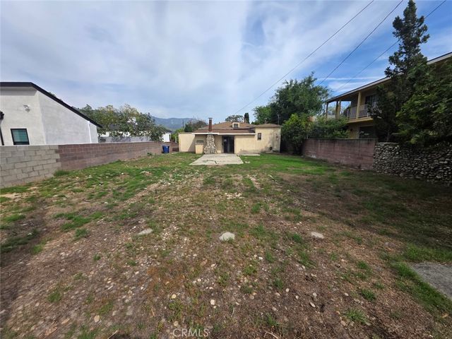 2321 N Naomi Street, Burbank, CA 91504