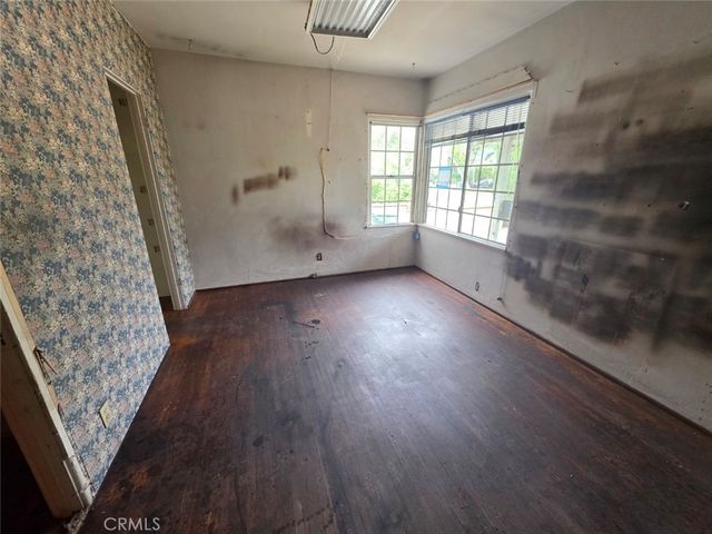 2321 N Naomi Street, Burbank, CA 91504