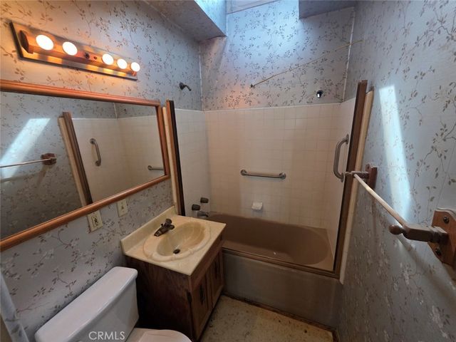 2321 N Naomi Street, Burbank, CA 91504