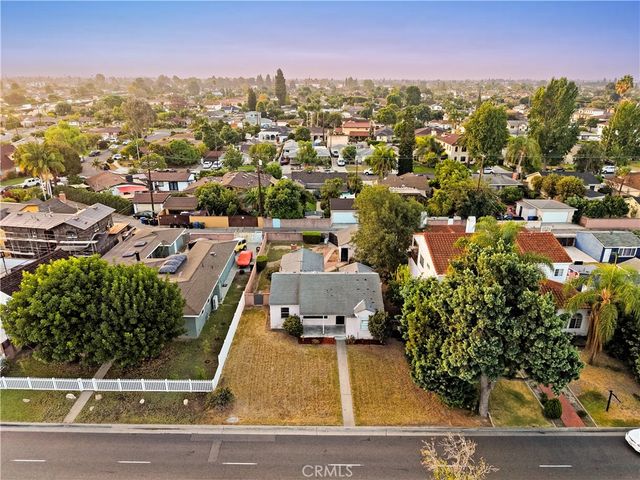 9008 Paramount Boulevard, Downey, CA 90240