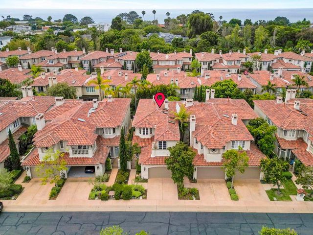 9756 Keeneland Row, La Jolla, CA 92037