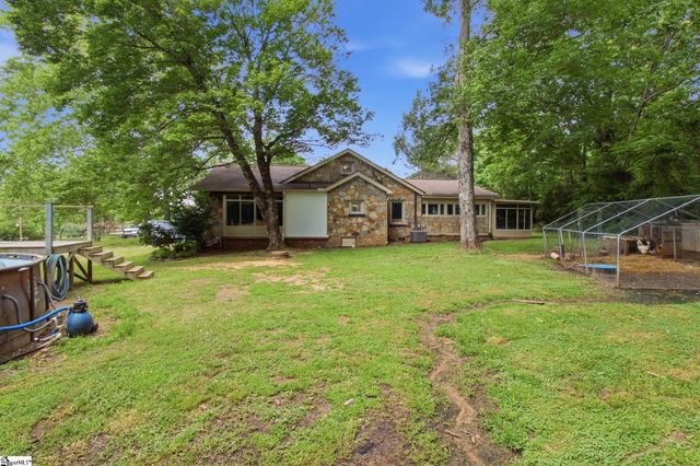 1706 Highway 11, Landrum, SC 29356