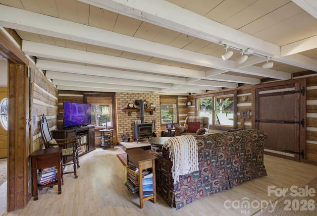1239 W McGuinn Road, Mill Spring, NC 28756