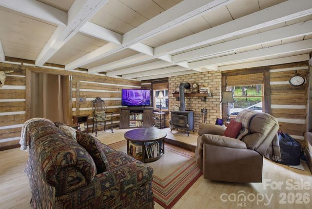 1239 W McGuinn Road, Mill Spring, NC 28756