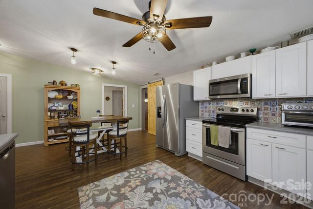 1239 W McGuinn Road, Mill Spring, NC 28756