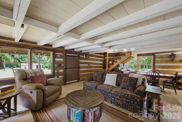 1239 W McGuinn Road, Mill Spring, NC 28756