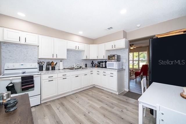 3613 AMIGOS AVENUE, Orlando, FL 32808