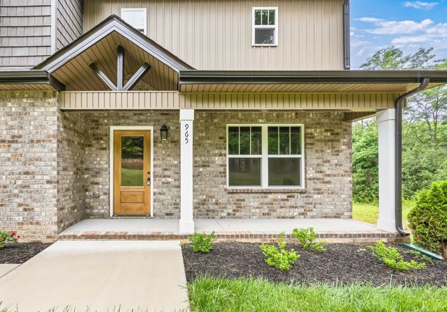 965 Palmyra Rd, Clarksville, TN 37040