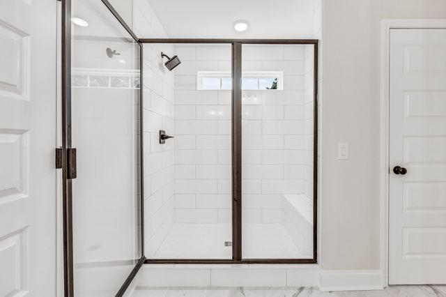 965 Palmyra Rd, Clarksville, TN 37040