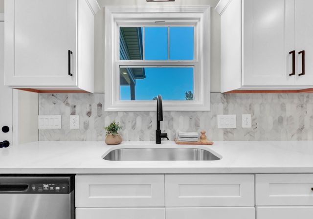 965 Palmyra Rd, Clarksville, TN 37040