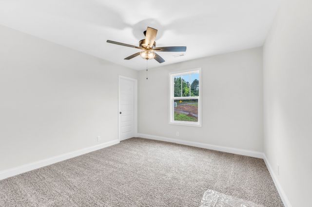 965 Palmyra Rd, Clarksville, TN 37040