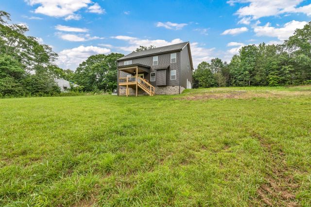 965 Palmyra Rd, Clarksville, TN 37040