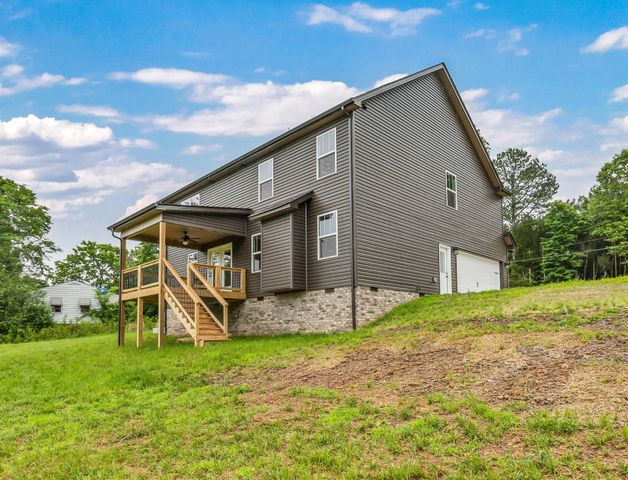 965 Palmyra Rd, Clarksville, TN 37040